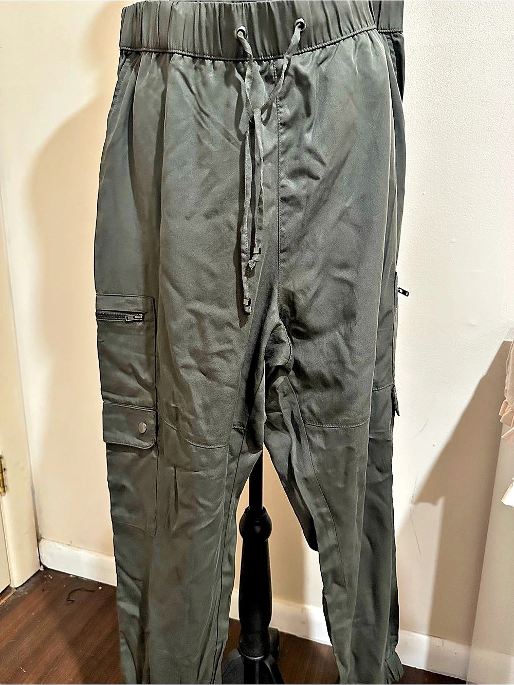Banana Republic Cargo Jogger Olive XL Like New